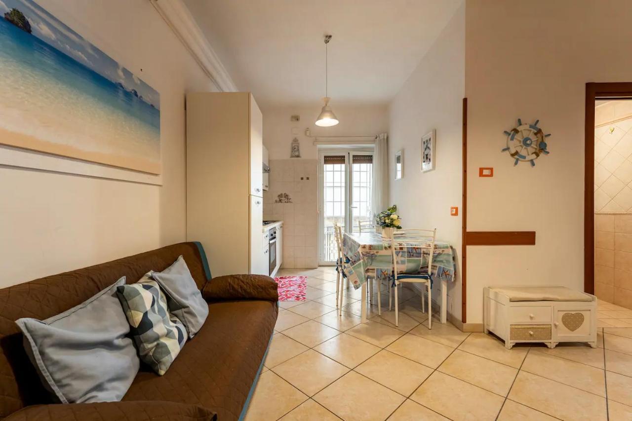 Appartement La Casa Del Mare à Ostie Extérieur photo